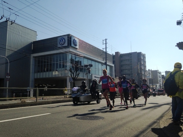 マラソン　トップ集団.JPG