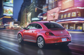 2017-Volkswagen-PinkBeetle-2.jpg
