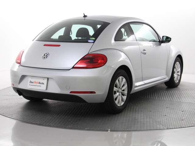 BEETLE 銀　後ろ.jpg