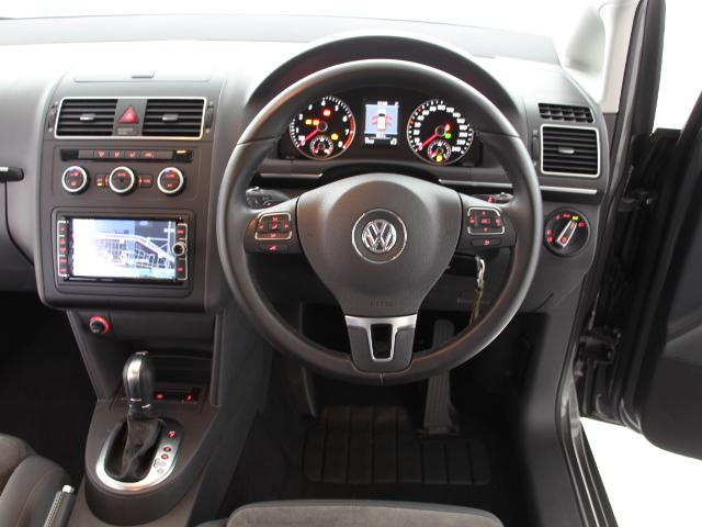 TOURAN グレー　インテリア.jpg