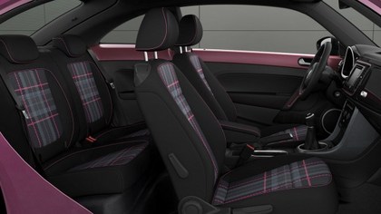 2017-volkswagen-beetle-pinkbeetle-2.jpg