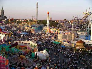 300px-Oktoberfest1.jpg