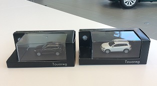 Touaregミニカー.JPG