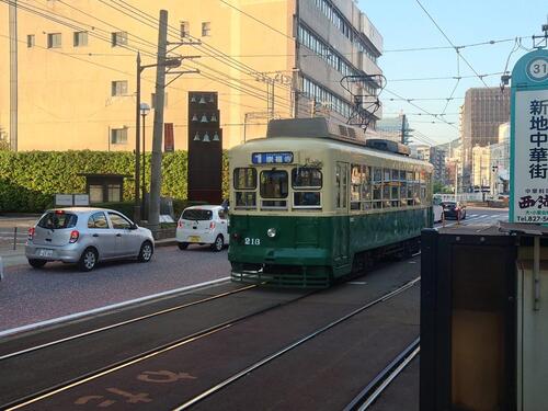 新地中華街路面電車.JPG