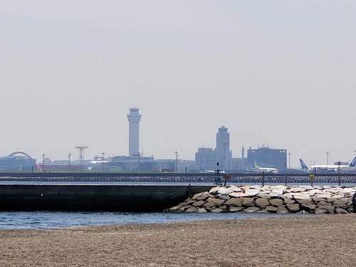 空港遠景　管制塔.jpg