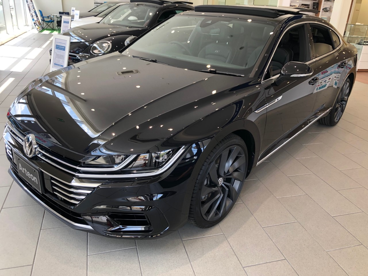 スタッフブログ 黒一色 Volkswagen草津 Volkswagen Kusatsu スタッフブログ 黒一色 Volkswagen草津 Volkswagen Kusatsu