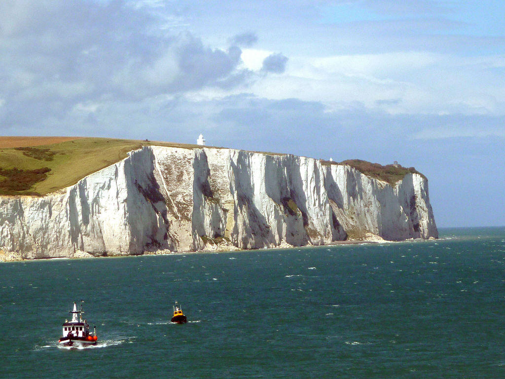 1024px-White_Cliffs_of_Dover_02.jpg