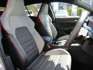 Golf GTI シート.jpg